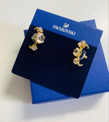 거의 새상품 스와로브스키 Swarovski Constella 이어커프