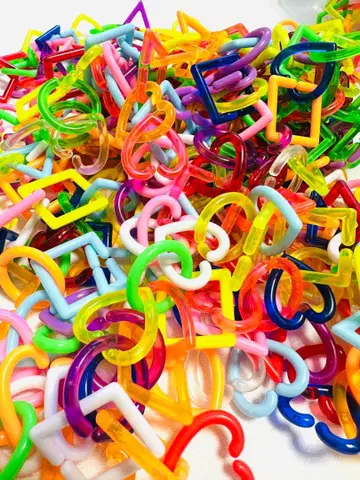 연결해서 가지고 노는 컬러풀한 플라스틱 부품 낱개 판매 세트