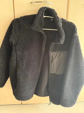 UNIQLO 블랙 플리스 자켓 M