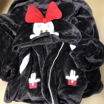 디즈니 미니 마우스 착용 담요