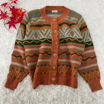 3D 가디건 니트 기하학 패턴 골드 버튼 화려함 레트로 독특함