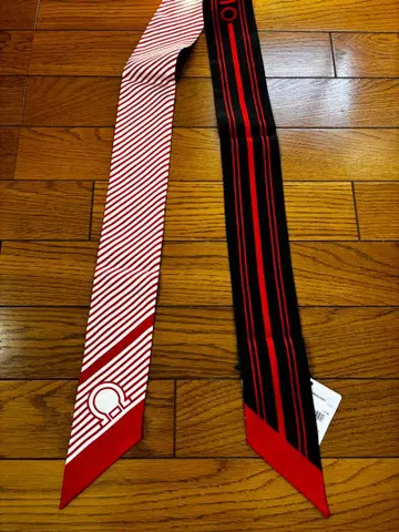 [ 미사용 새상품 ] FERRAGAMO 실크 스카프 밴딩 1