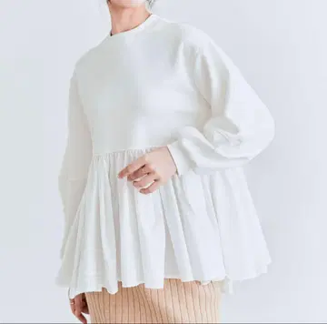 새상품 [ 이소재 MIX 종이상자 페플럼 풀오버 페플럼