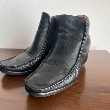 블랙 가죽 웨지 힐 부츠 23cm