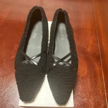 THE YON 플랫슈즈 37 블랙