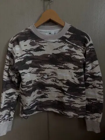 FTW 카모 패턴 긴팔 트레이닝복 S