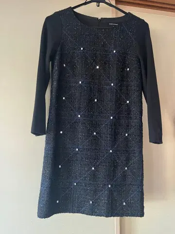 QUEEN'S COURT 비쥬 장식 원피스