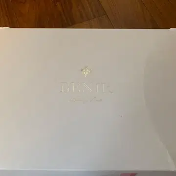 BENIR 화이트 하이힐 펌프스