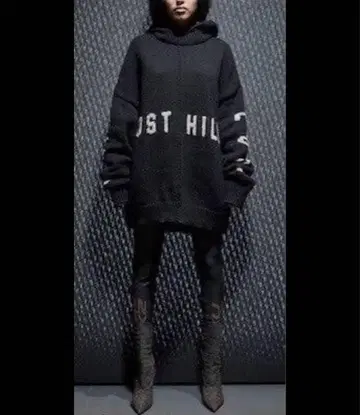 초레어 요네즈켄시 착용 yeezy season5 니트 이지