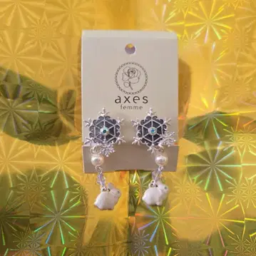 미사용 새상품 axes femme 눈꽃 토끼 참 귀찌
