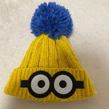 미니언 디자인 모자 (폼폼 포함)