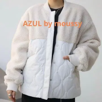 [ 택 포함 ] AZUL by moussy 보아 퀼팅 블루종 아이보리