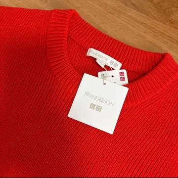 유니클로 jw anderson 리브 크루넥 스웨터