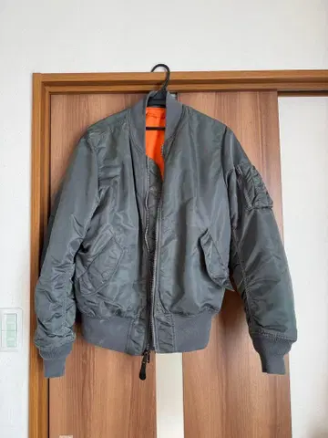 그레이 MA-1 플라이트 자켓 S