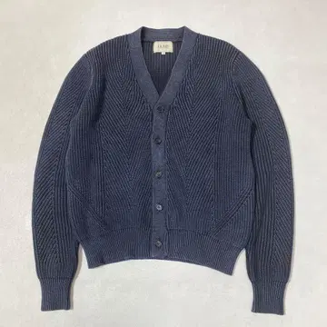 LAD BY DEMYLEE 스톤 워시 가공 V넥 니트 가디건