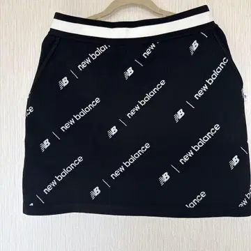 new balance 로고 프린트 스커트