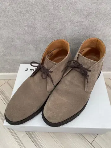 처치스 스웨이드 처카 부츠