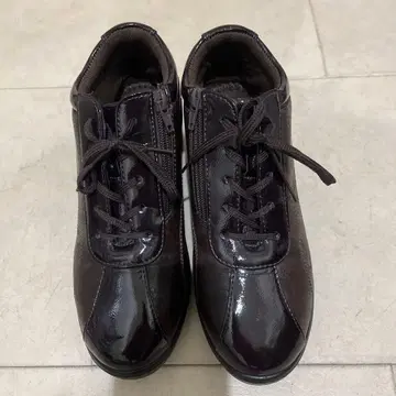 Pe Pe 다크 브라운 지퍼 스니커즈