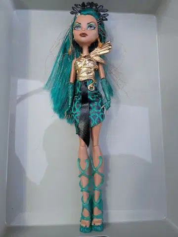 몬스터 하이 네페라