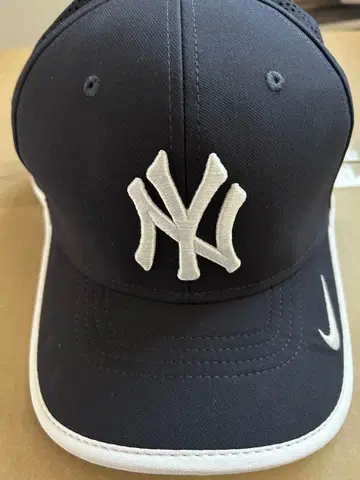 NIKE DRI-FIT CLASSIC 99 CAP 뉴욕 양키스
