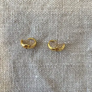 Daughters jewelry 골드 후프 귀걸이