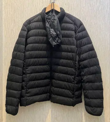 유니클로 다운 자켓 남성용 XL 수납 봉투 포함 블랙