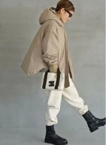 새상품 CALUX/캐럭스 QUILTED 리버서블 퀼팅 자켓