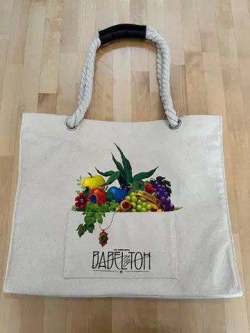 미세스 그린애플 바벨탑 토트백 오모리 모토키 굿즈 라이브