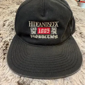 HIDEANDSEEK 1995 캡 블랙