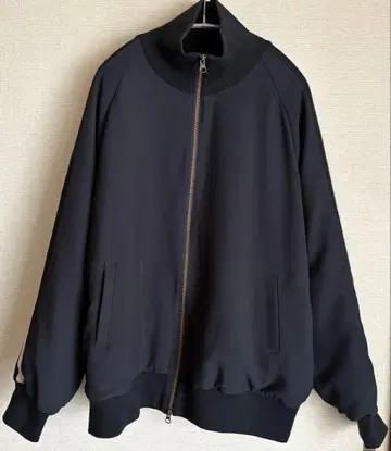 FASHFREN 라인 트랙 자켓 블랙