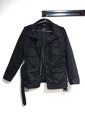 COMME CA ISM 블랙 밀리터리 자켓 허리 벨트 포함
