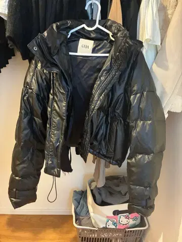 gyda 다운 아우터