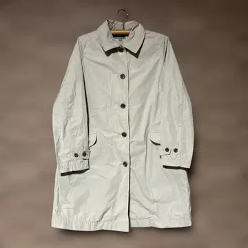 라이트 베이지 얇은 소재 코트 XL 유니클로