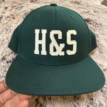 HideandSeek 다크 그린 캡