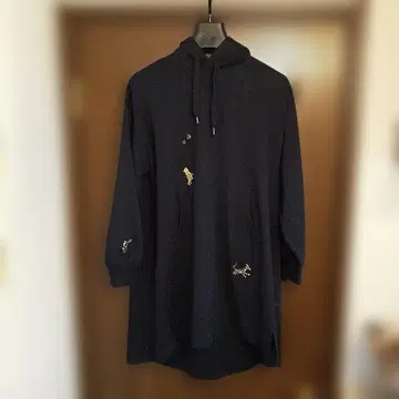 그라니프 푸우 롱 후드티 네이비