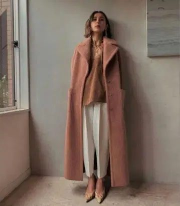 Ameri BLANKET LIKE FAKE MOUTON COAT