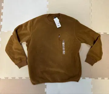 유니클로 플리스 풀오버 브라운 M 사이즈