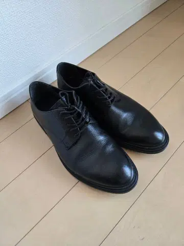 GU 블랙 비즈니스 슈즈