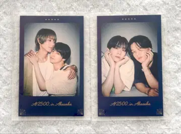 25시, 아카사카에서 트레이딩 카드 W 투샷 2장 세트