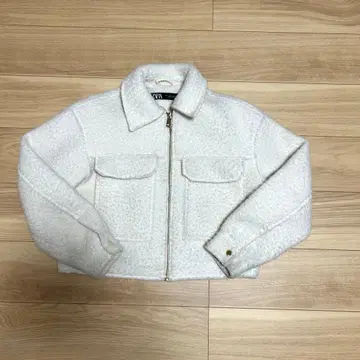 ZARA 플리스 자켓 S 사이즈 화이트