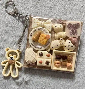 가챠 파우치 [ 리본 곰돌이 아이보리 계열 ]