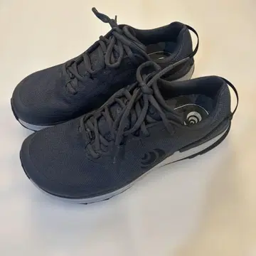 TOPO 트래버스 US8.5