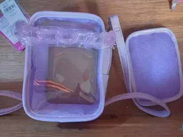 연보라 PVC 숄더백