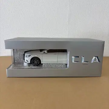 Mercedes Benz 벤츠 CLA CLASS 1/18