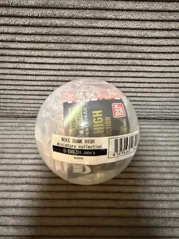 NIKE DUNK HIGH miniature collection