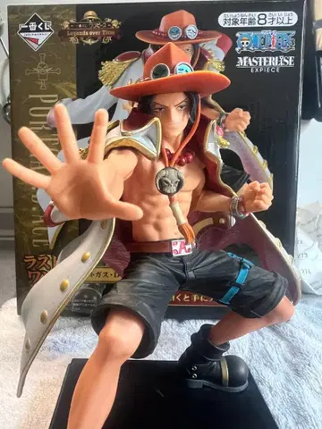 원피스 에이스 흰 수염 망토