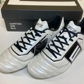 CAPITTEN ONE 축구화 화이트/블랙