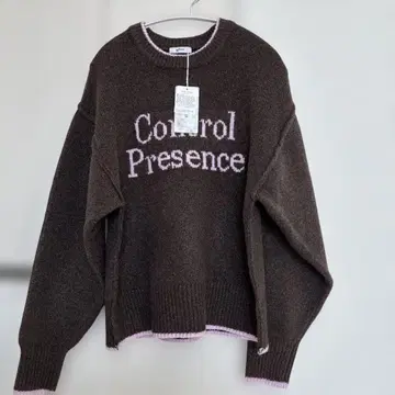 브라운 x 핑크 로고 스웨터 M