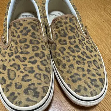 VANS 별주 레오파드 슬립온 24.5cm