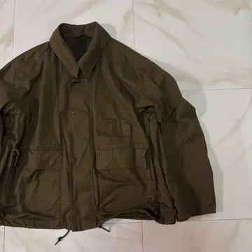 유니클로 U 유틸리티 숏 블루종 브라운